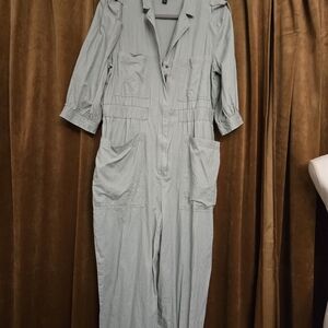 Universal Thread Sage Green Jumpsuit with Pockets